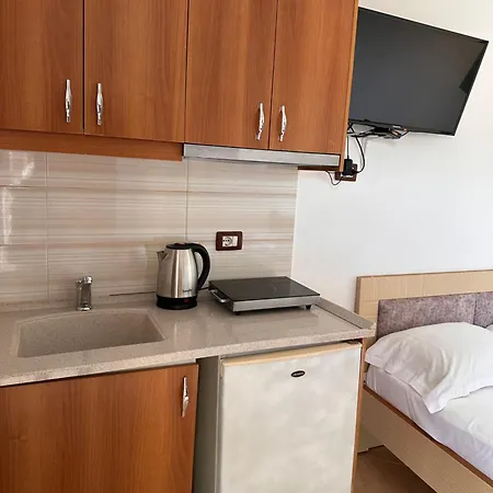 Albi's ゲストハウス 3*