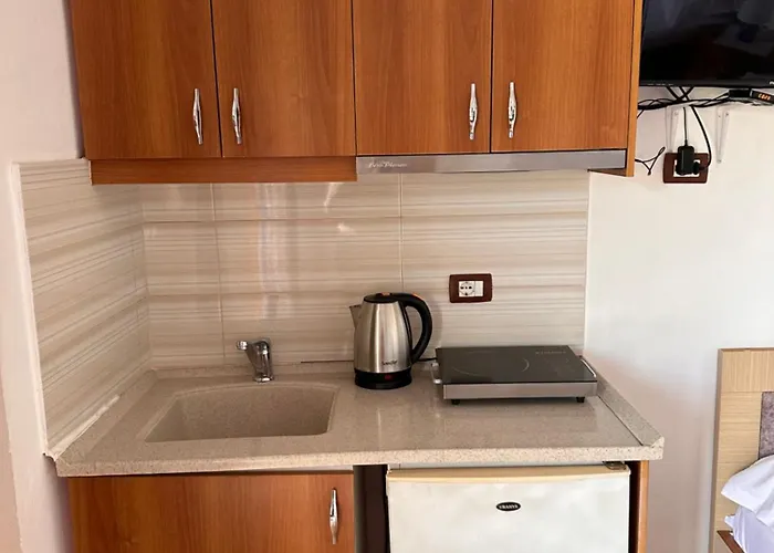 Albi's Guest house Ksamil