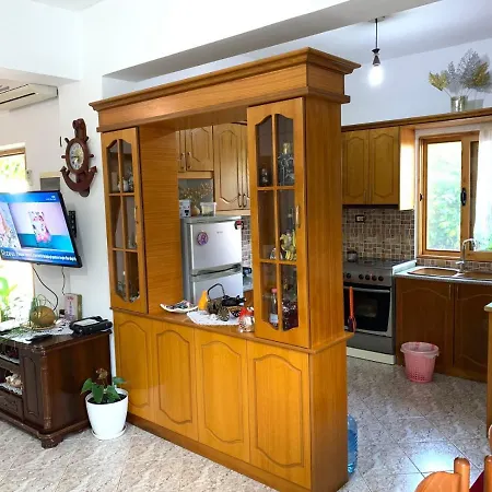 Albi's Guest house *