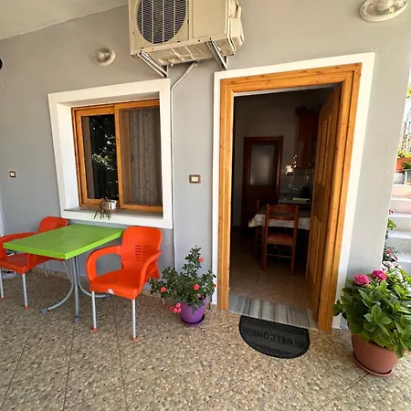 Albi's Guest house Ksamil